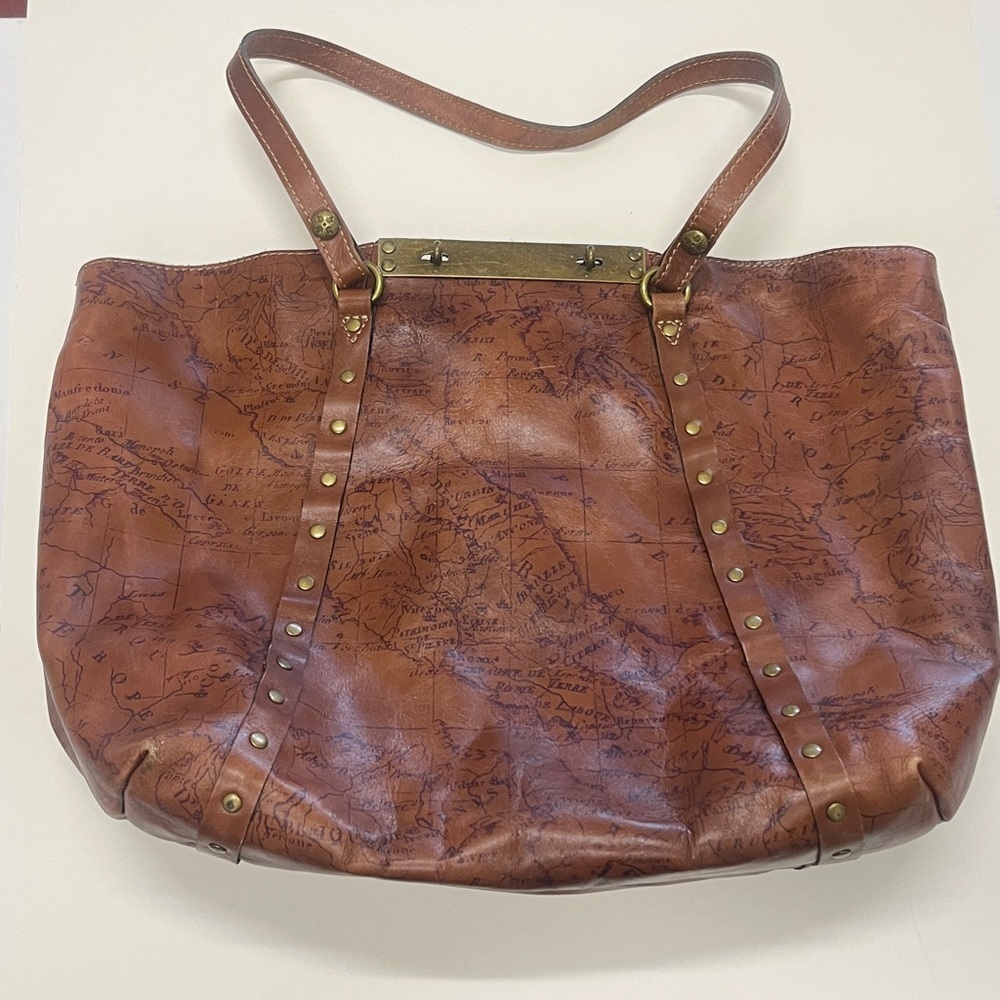 Patricia Nash World Map print leather tote bag.